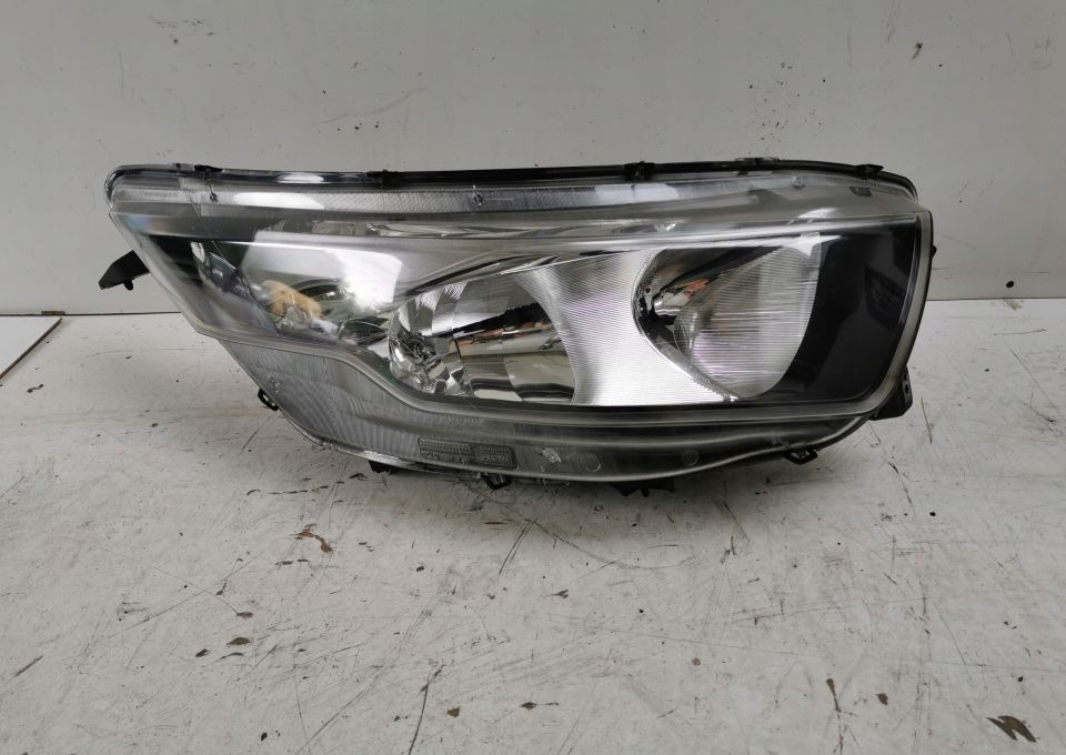 LAMPA IVECO IVECO DAILY ORYGINAŁ PRAWA - Headlight for Van: picture 1 LAMPA IVECO IVECO DAILY ORYGINAŁ PRAWA - Headlight for Van: picture 1