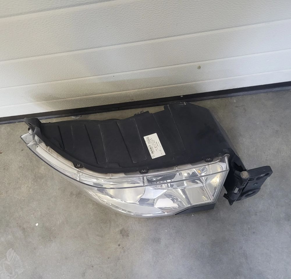 LAMPA LEWA RANGE T RENAULT LED OM 7482251329 - Lights/ Lighting for Truck: picture 2 LAMPA LEWA RANGE T RENAULT LED OM 7482251329 - Lights/ Lighting for Truck: picture 2