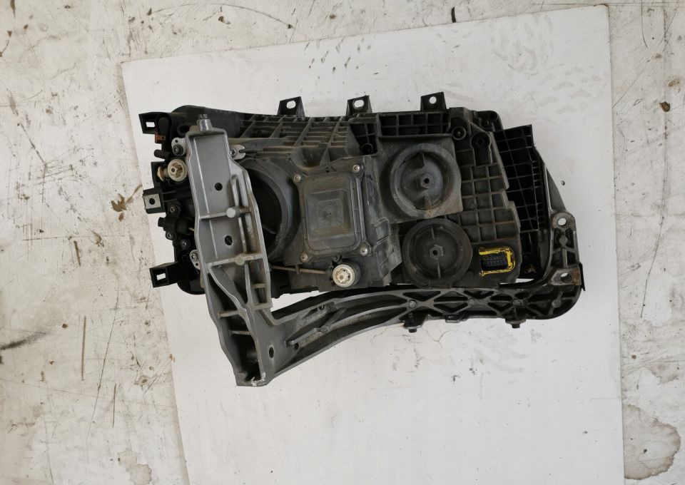 LAMPA MOCOWANIE H7 SCANIA S R NGT LH. ORYGINAŁ - Lights/ Lighting for Truck: picture 4 LAMPA MOCOWANIE H7 SCANIA S R NGT LH. ORYGINAŁ - Lights/ Lighting for Truck: picture 4