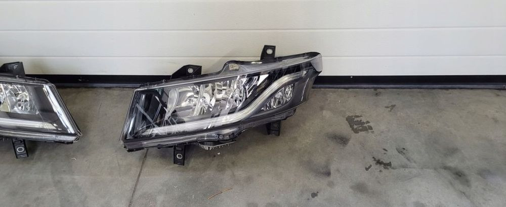 LAMPY IVECO S WAY KOMPLET ORYGINAŁ - Headlight for Truck: picture 2 LAMPY IVECO S WAY KOMPLET ORYGINAŁ - Headlight for Truck: picture 2