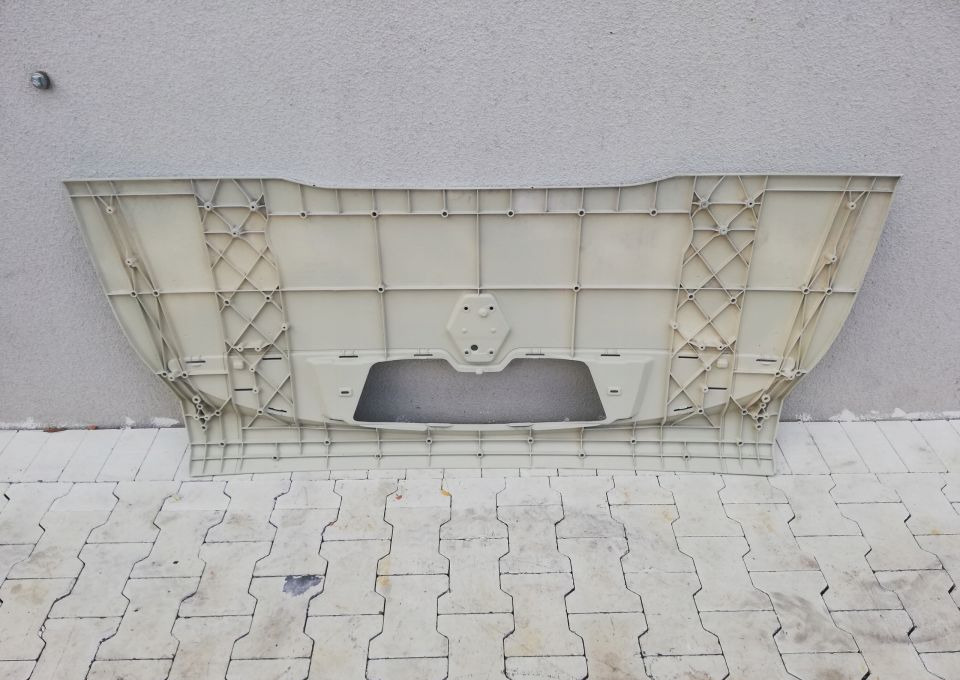 MASKA ATRAPA RENAULT MIDLUM ORYGINAŁ - Hood for Truck: picture 5 MASKA ATRAPA RENAULT MIDLUM ORYGINAŁ - Hood for Truck: picture 5