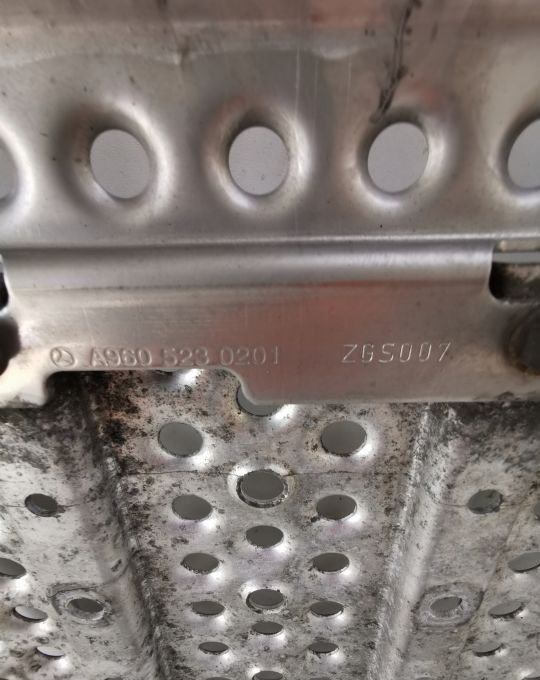 PODEST MERCEDES ACTROS MP4 - Footstep: picture 2 PODEST MERCEDES ACTROS MP4 - Footstep: picture 2