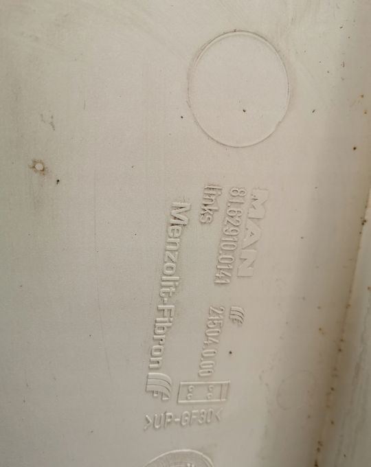 SPOJLER KOSA OWIEWKA MAN TGX XXL LH. RAL 9010 - Aerodynamics/ Spoiler for Truck: picture 3 SPOJLER KOSA OWIEWKA MAN TGX XXL LH. RAL 9010 - Aerodynamics/ Spoiler for Truck: picture 3