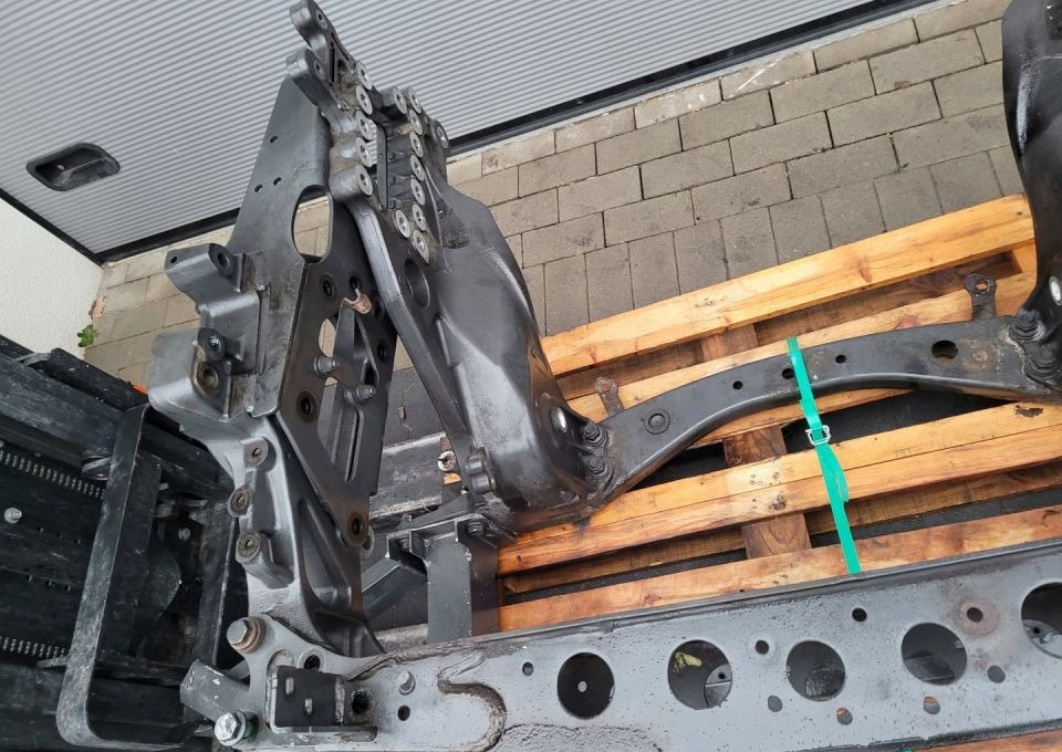 STREFA ZGNIOTU MERCEDES ACTROS MP4 STANDARD - Bumper for Truck: picture 3 STREFA ZGNIOTU MERCEDES ACTROS MP4 STANDARD - Bumper for Truck: picture 3