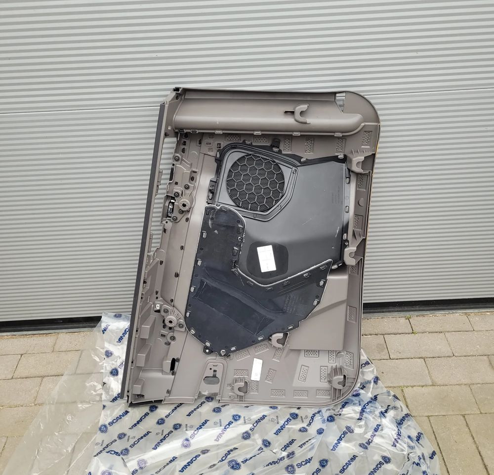 TAPICERKA DRZWI SCANIA R S NM.2022R RH 2795126 ORYGINAŁ CHWALIM116 - Door and parts for Truck: picture 2 TAPICERKA DRZWI SCANIA R S NM.2022R RH 2795126 ORYGINAŁ CHWALIM116 - Door and parts for Truck: picture 2