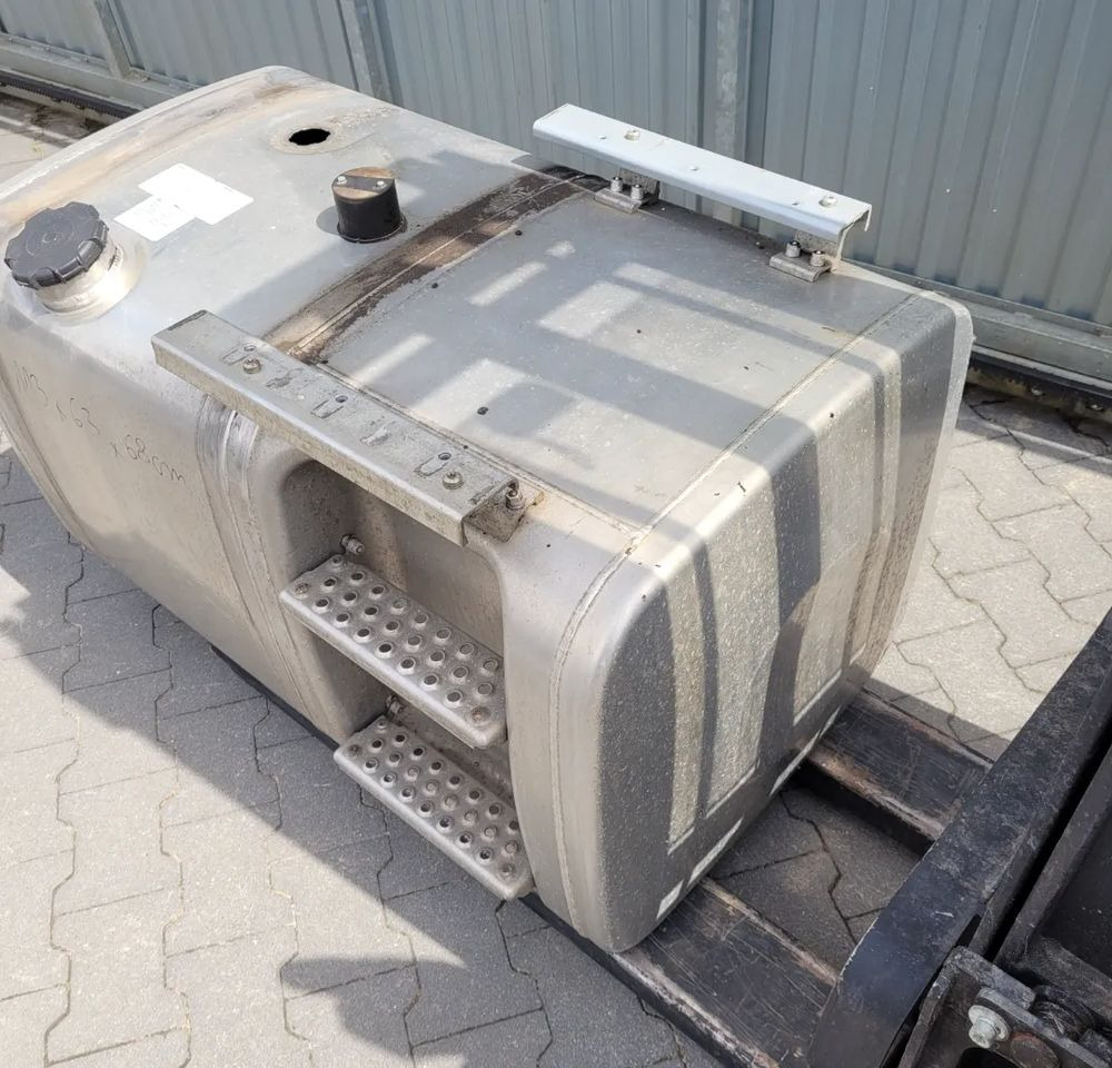 ZBIORNIK PALIWA MAN 81.12201-6412 410L 113X63X68CM - Fuel tank for Truck: picture 3 ZBIORNIK PALIWA MAN 81.12201-6412 410L 113X63X68CM - Fuel tank for Truck: picture 3