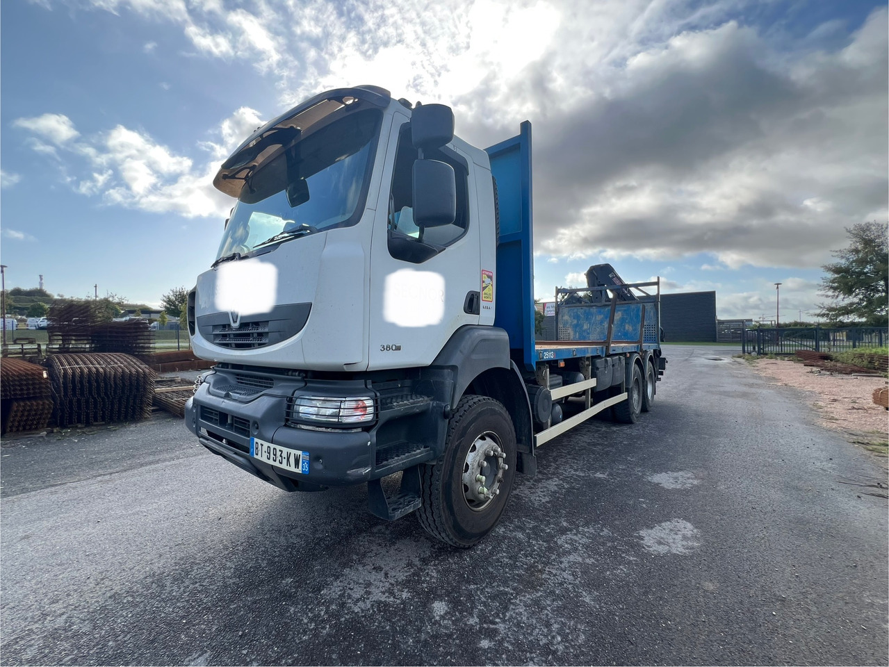 RENAULT plateau grue radio commandée 380 DXI - Crane truck: picture 2 RENAULT plateau grue radio commandée 380 DXI - Crane truck: picture 2