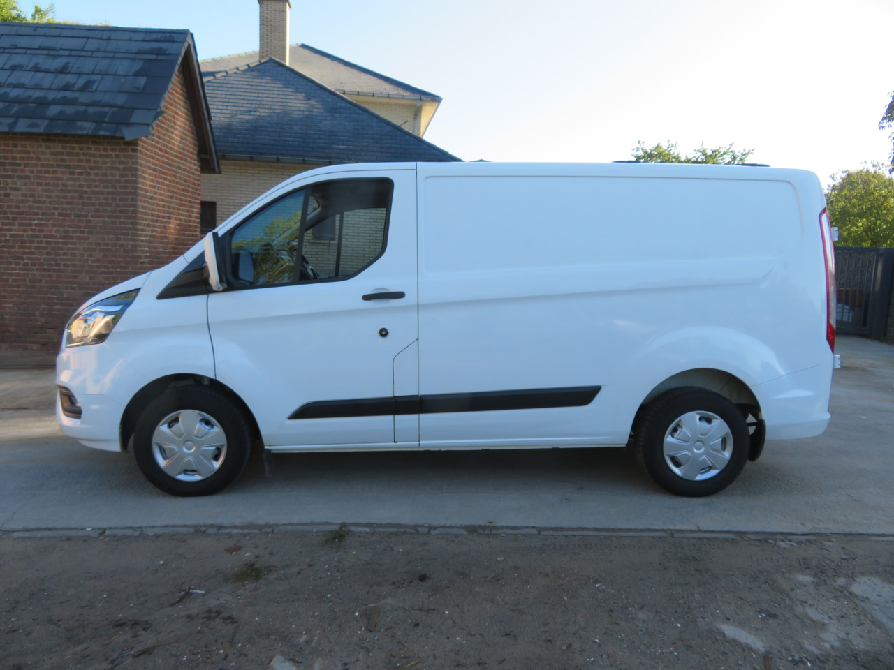 Ford Transit Custom 2.0 Trend - Small van: picture 4 Ford Transit Custom 2.0 Trend - Small van: picture 4