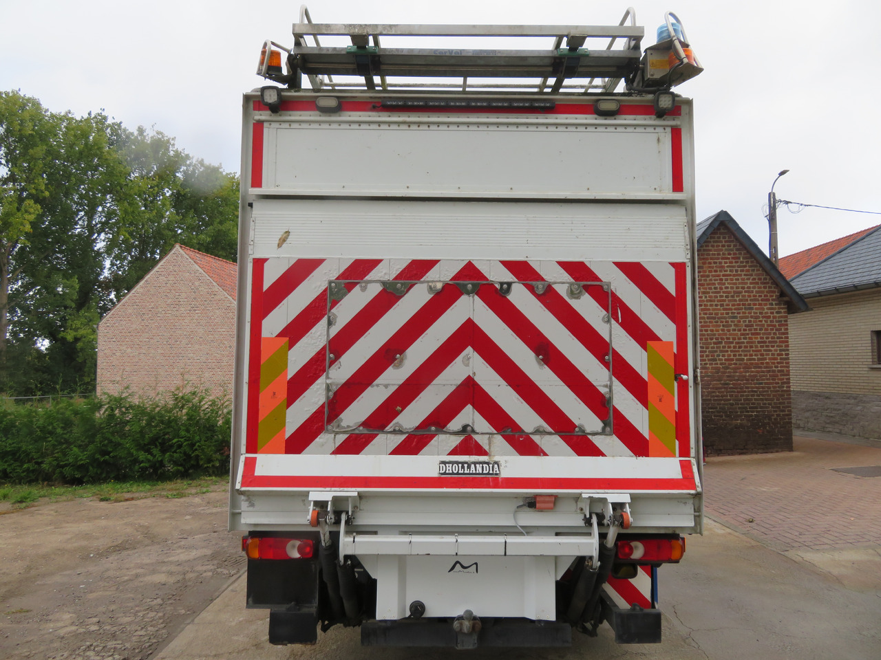 Box truck Iveco Eurocargo ML90E18 Bakwagen: picture 6