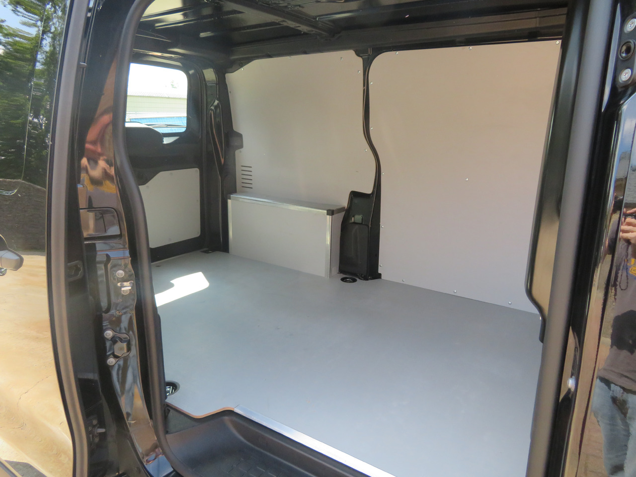 Leasing of OPEL Vivaro Edition 2.0 Turbo - L2H1 OPEL Vivaro Edition 2.0 Turbo - L2H1: picture 9