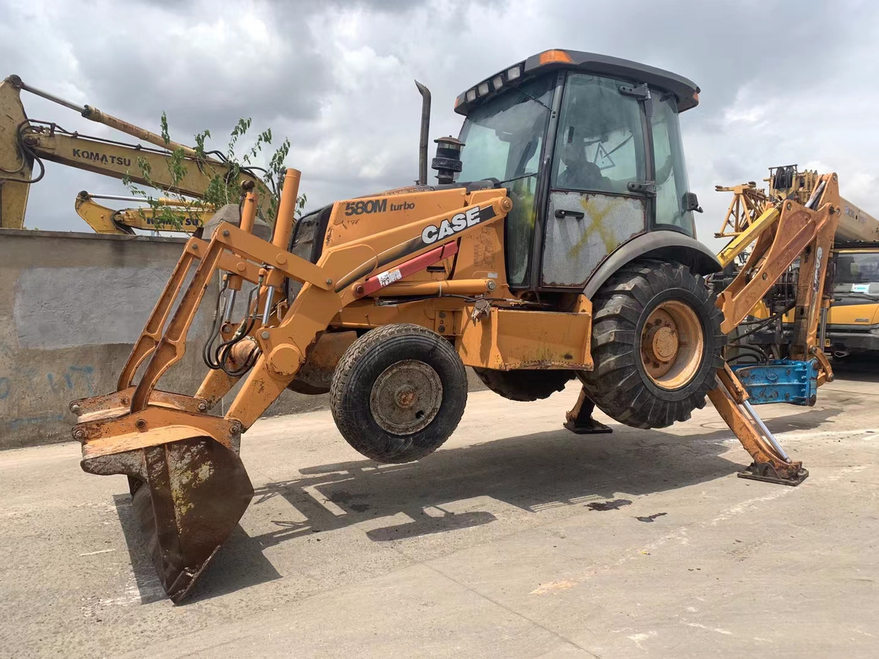 CASE 580M - Backhoe loader: picture 1 CASE 580M - Backhoe loader: picture 1