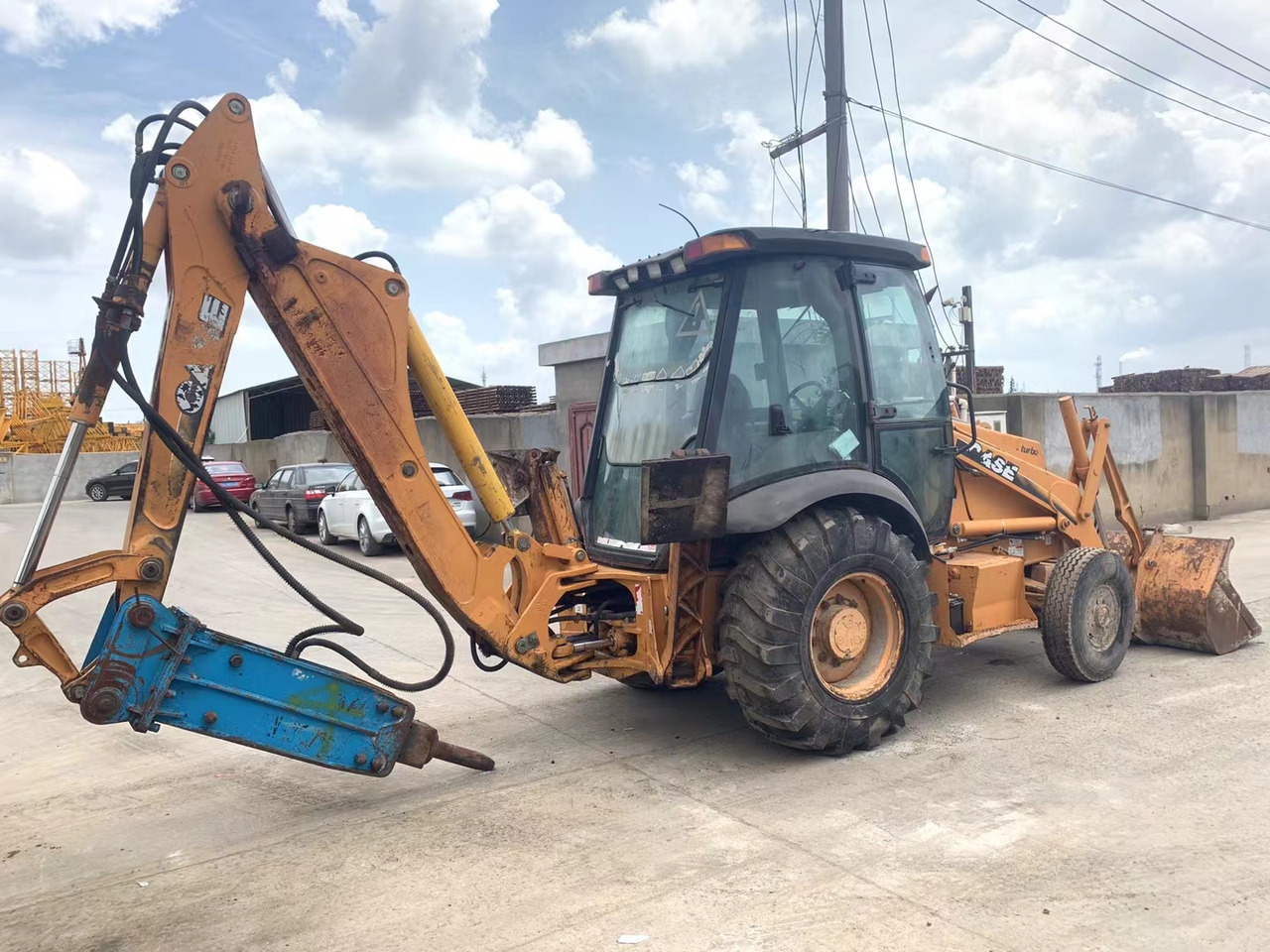 CASE 580M - Backhoe loader: picture 2 CASE 580M - Backhoe loader: picture 2