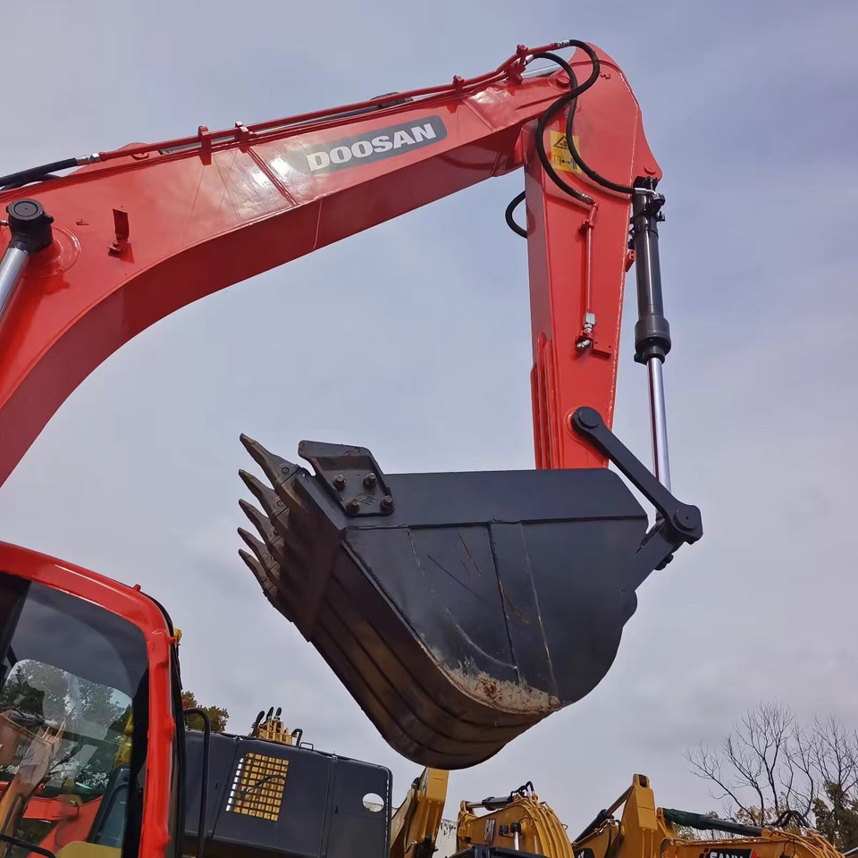 DOOSAN DX140 Crawler excavator Good condition - Crawler excavator: picture 4 DOOSAN DX140 Crawler excavator Good condition - Crawler excavator: picture 4