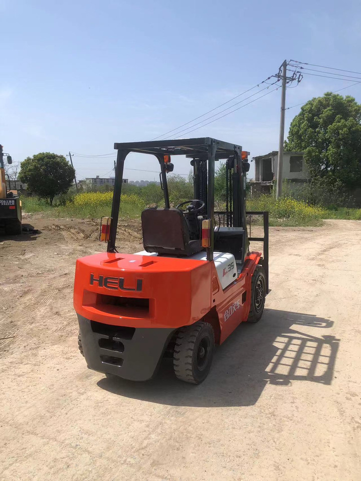 HELI K35 Forklift Click Here for Discount - Diesel forklift: picture 2 HELI K35 Forklift Click Here for Discount - Diesel forklift: picture 2
