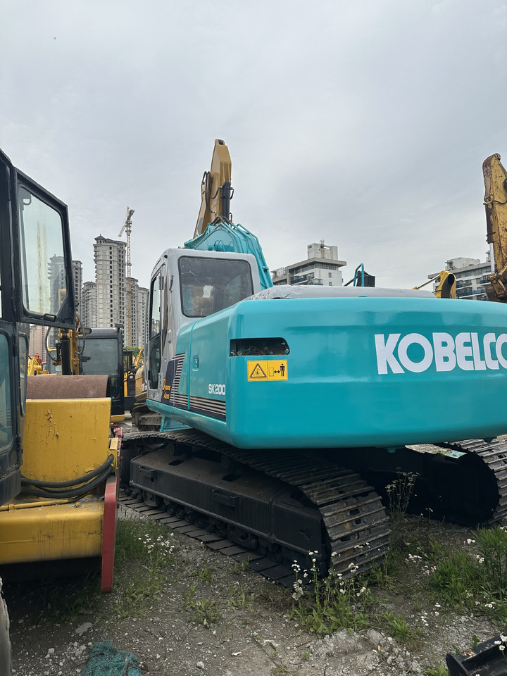 Hitachi Excavator SK200 Click for Discount - Crawler excavator: picture 3 Hitachi Excavator SK200 Click for Discount - Crawler excavator: picture 3