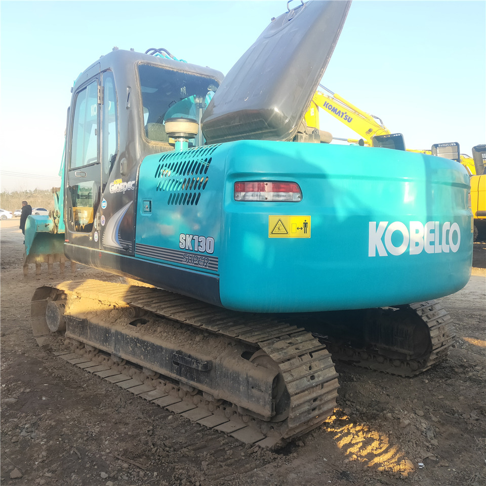 KOBELCO SK130 - Crawler excavator: picture 4 KOBELCO SK130 - Crawler excavator: picture 4