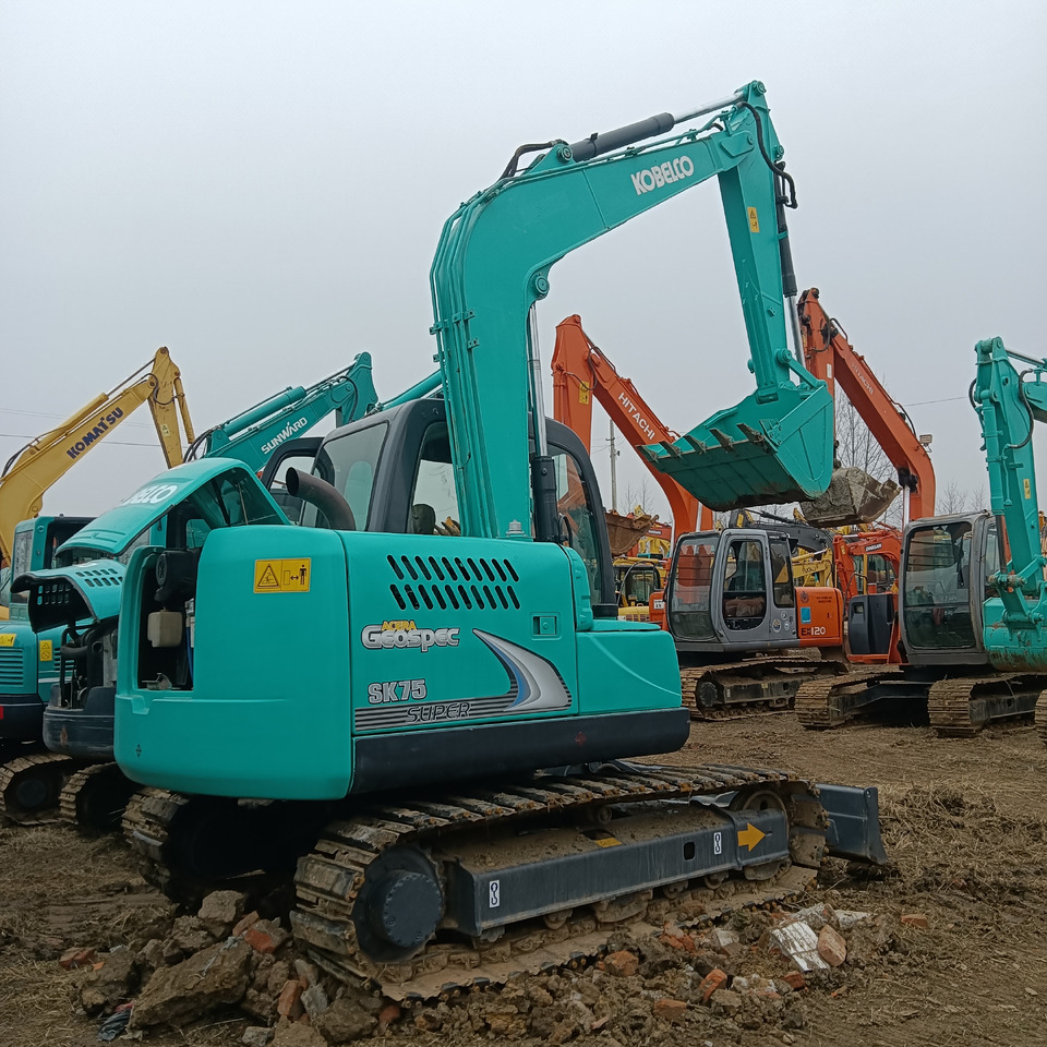 KOBELCO SK75-8 - Crawler excavator: picture 2 KOBELCO SK75-8 - Crawler excavator: picture 2