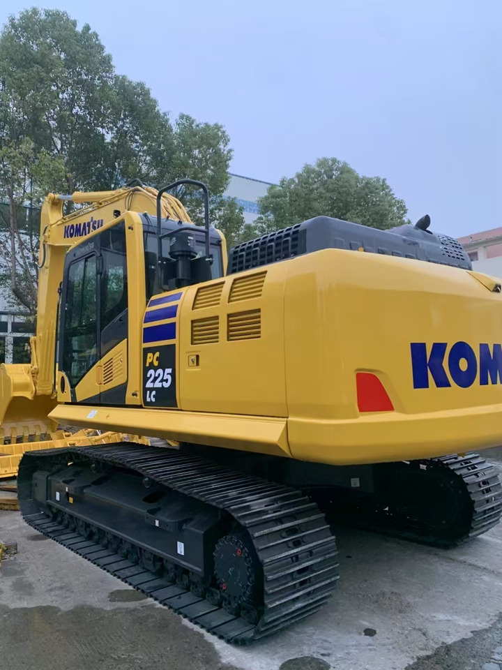 KOMATSU Crawler Excavator PC225 New - Crawler excavator: picture 2 KOMATSU Crawler Excavator PC225 New - Crawler excavator: picture 2