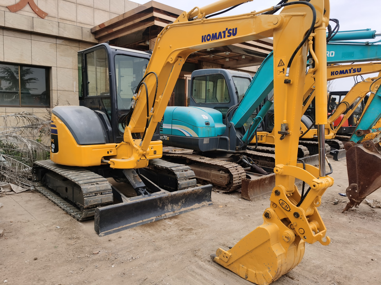Komatsu Mini Excavator Pc40MR - Mini excavator: picture 1 Komatsu Mini Excavator Pc40MR - Mini excavator: picture 1