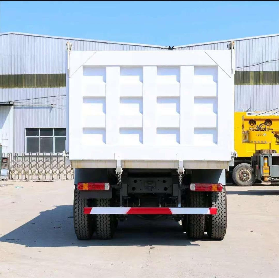 Tipper SINOTRUK HOWO 371 6X4 CLICK HERE FOR DISCOUNT: picture 6