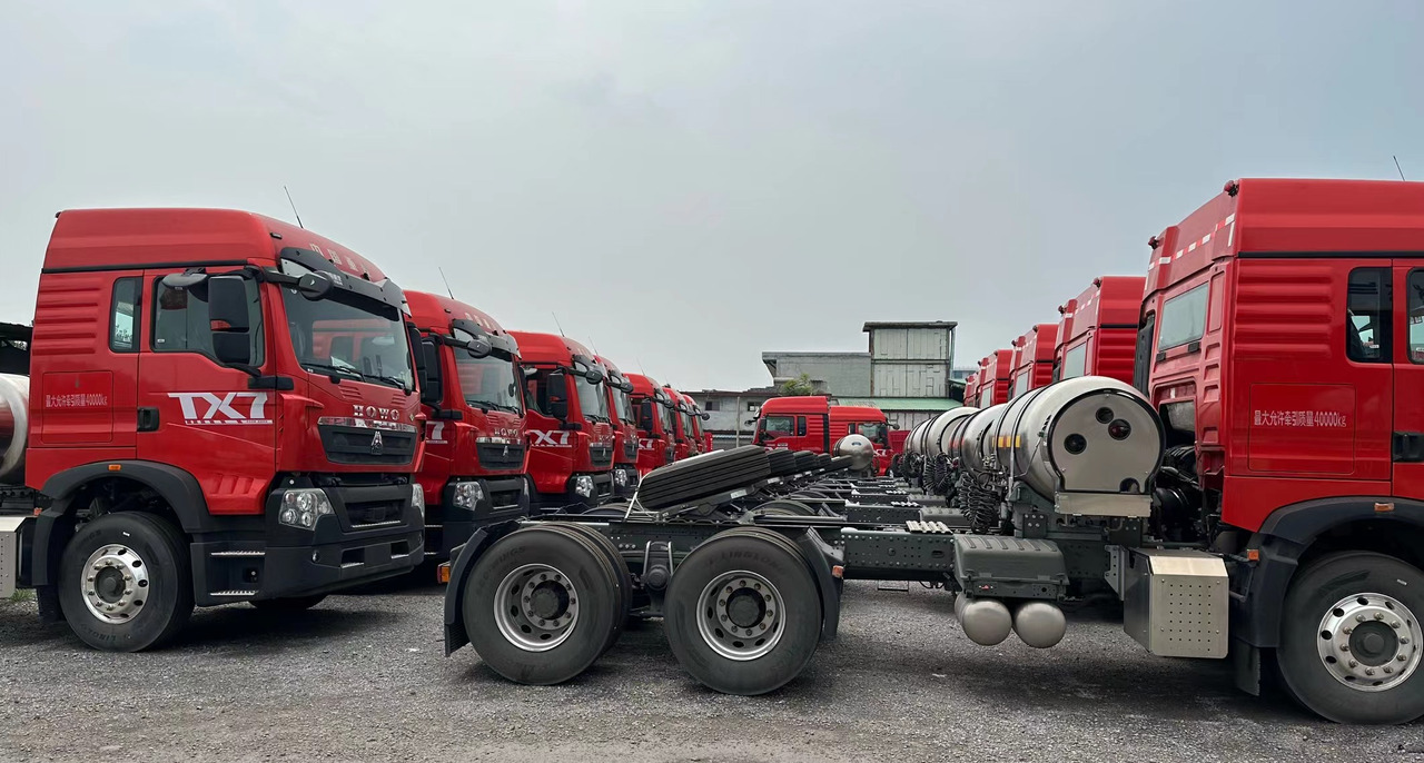 SINOTRUK HOWO TX480HP Tractor Unit Click for Discount - Tipper: picture 5 SINOTRUK HOWO TX480HP Tractor Unit Click for Discount - Tipper: picture 5