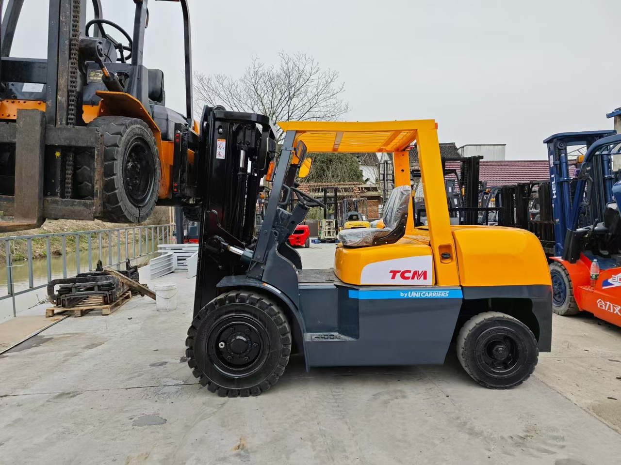 TCM FD30 CLICK HERE FOR DISCOUNT - Diesel forklift: picture 4 TCM FD30 CLICK HERE FOR DISCOUNT - Diesel forklift: picture 4