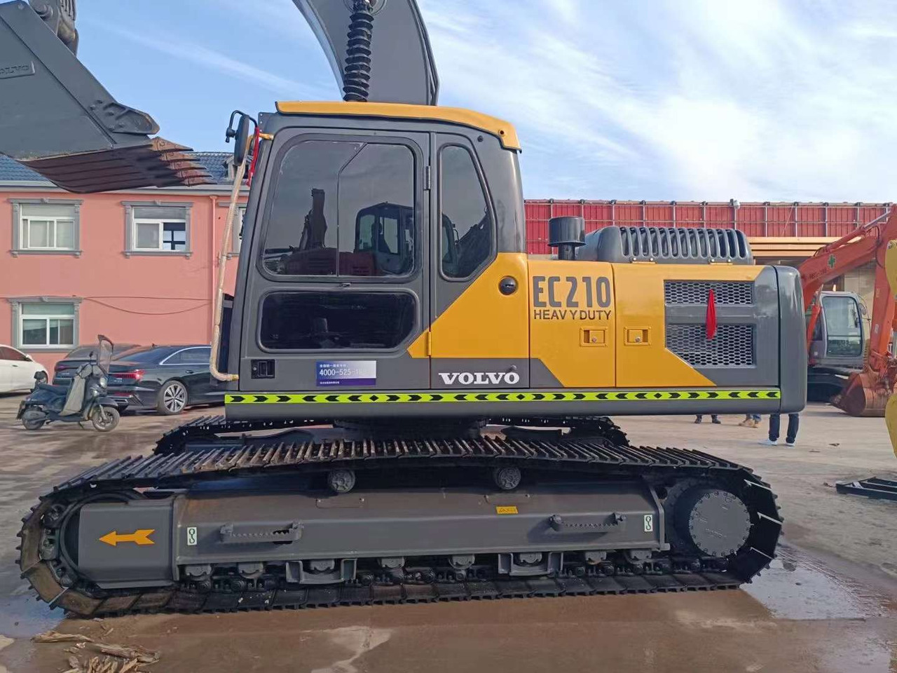 VOLVO EC210 Excavator Click for Discount - Crawler excavator: picture 4 VOLVO EC210 Excavator Click for Discount - Crawler excavator: picture 4