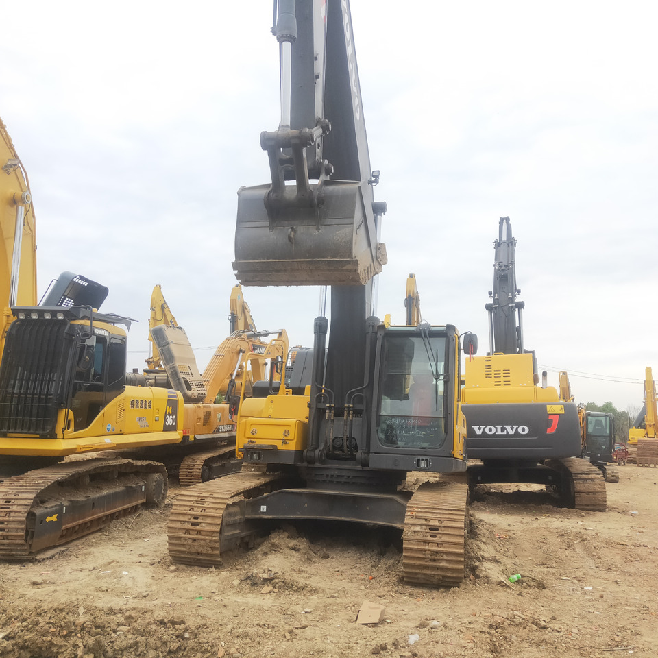 VOLVO EC300D - Crawler excavator: picture 5 VOLVO EC300D - Crawler excavator: picture 5