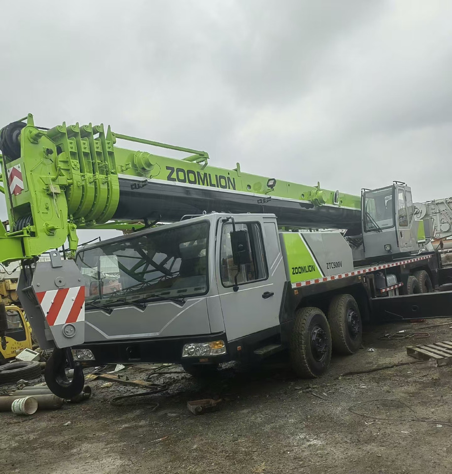 ZOOMLION Crane 50 Ton - All terrain crane: picture 3 ZOOMLION Crane 50 Ton - All terrain crane: picture 3