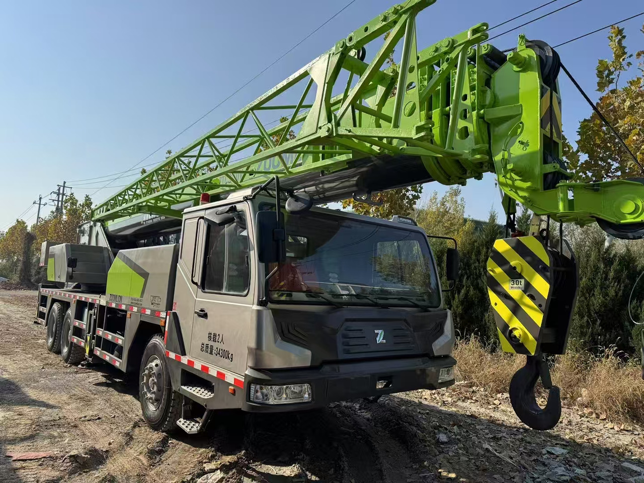 ZOOMLION Crane ZTC300V 30Ton - All terrain crane: picture 1 ZOOMLION Crane ZTC300V 30Ton - All terrain crane: picture 1