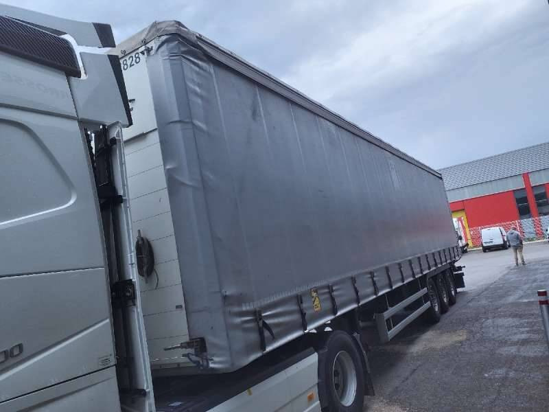 Semi-remorque 3 Essieux 38 TONNES 2 PORTES AR REHAUSSABLE - Curtainsider semi-trailer: picture 3 Semi-remorque 3 Essieux 38 TONNES 2 PORTES AR REHAUSSABLE - Curtainsider semi-trailer: picture 3