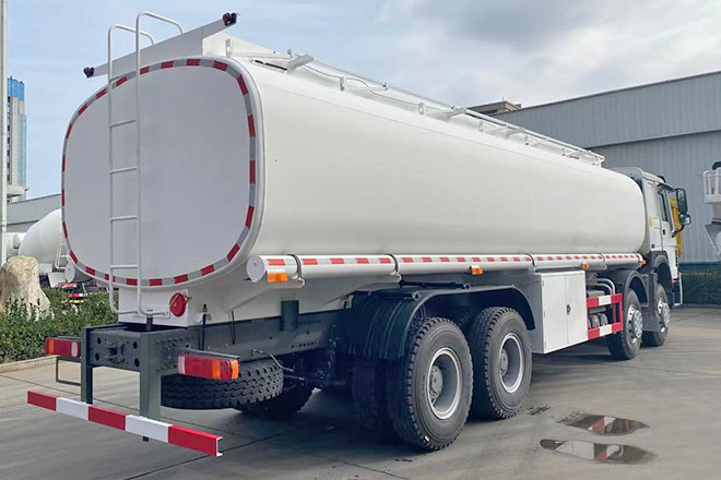 SINOTRUK Howo 371 Petrol Tank Truck Price for Sale in Saudi Arabia - Tank truck: picture 5 SINOTRUK Howo 371 Petrol Tank Truck Price for Sale in Saudi Arabia - Tank truck: picture 5
