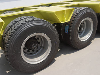 TITAN 60T Detach Lowboy Gooseneck for Sale in Congo - Semi-trailer: picture 4 TITAN 60T Detach Lowboy Gooseneck for Sale in Congo - Semi-trailer: picture 4