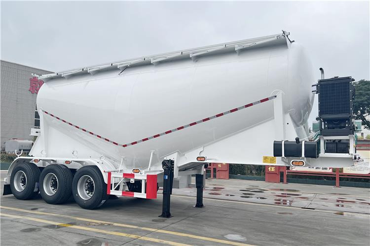 TITAN 30cbm Dry Bulker Cement Tanker Trailer with Air Suspension for Sale In Zambia - Silo semi-trailer: picture 1 TITAN 30cbm Dry Bulker Cement Tanker Trailer with Air Suspension for Sale In Zambia - Silo semi-trailer: picture 1