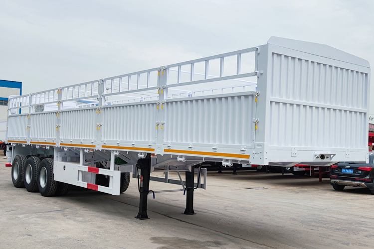 TITAN Cargo Trailer for Sale in Saudi Arabia - Livestock semi-trailer: picture 2 TITAN Cargo Trailer for Sale in Saudi Arabia - Livestock semi-trailer: picture 2