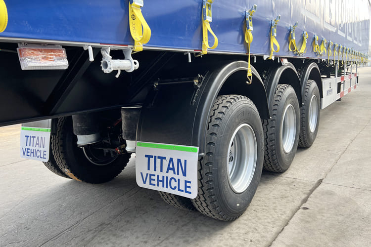 TITAN Curtainsider Trailer for Sale in Zambia - Curtainsider semi-trailer: picture 5 TITAN Curtainsider Trailer for Sale in Zambia - Curtainsider semi-trailer: picture 5