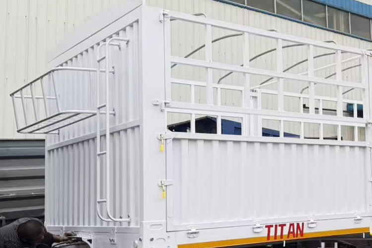TITAN Livestock Fence Semi Trailer for Sale in Malawi - Livestock semi-trailer: picture 4 TITAN Livestock Fence Semi Trailer for Sale in Malawi - Livestock semi-trailer: picture 4