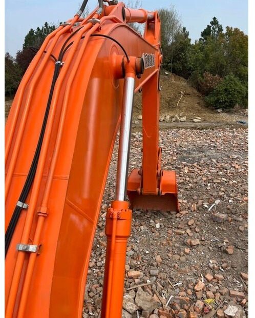 2021 Hitachi ZX240-3 - Crawler excavator: picture 4 2021 Hitachi ZX240-3 - Crawler excavator: picture 4