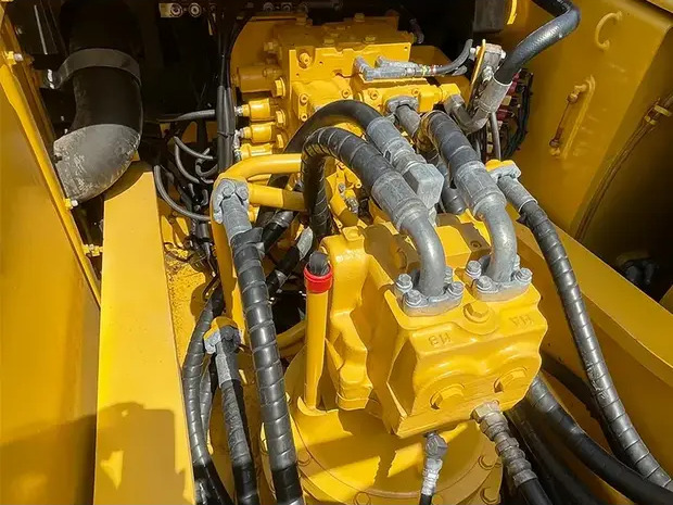 2022 Komatsu PC360 - Crawler excavator: picture 5 2022 Komatsu PC360 - Crawler excavator: picture 5