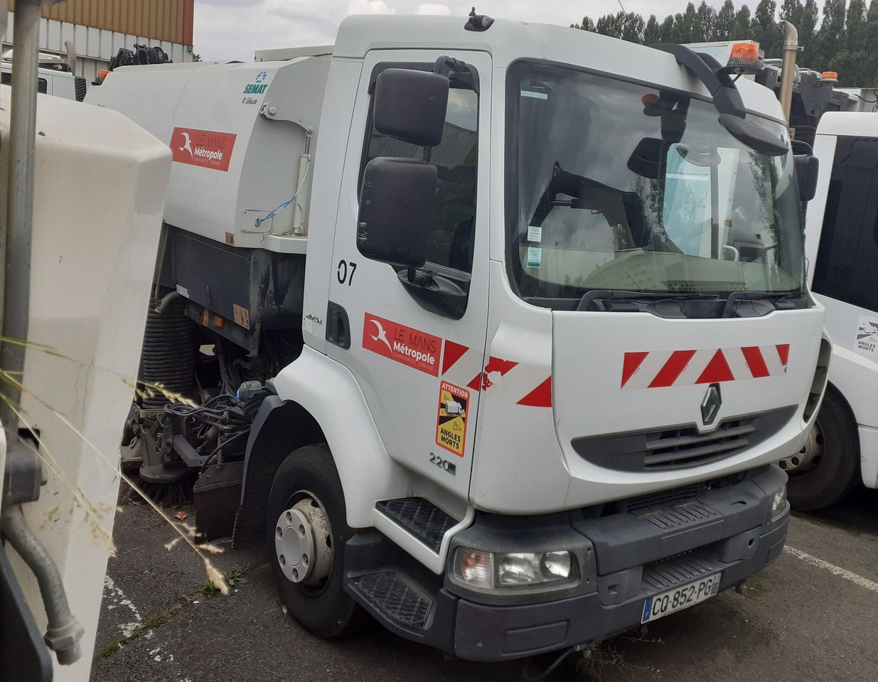 /!\ RESERVÉE AUX PROFESSIONNELS DE L'AUTOMOBILE UNIQUEMENT ! - Road sweeper: picture 1 /!\ RESERVÉE AUX PROFESSIONNELS DE L'AUTOMOBILE UNIQUEMENT ! - Road sweeper: picture 1