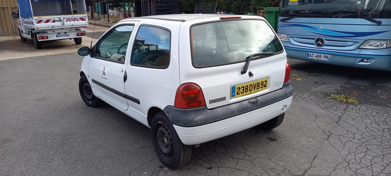 Car TWINGO ESSENCE (267): picture 7