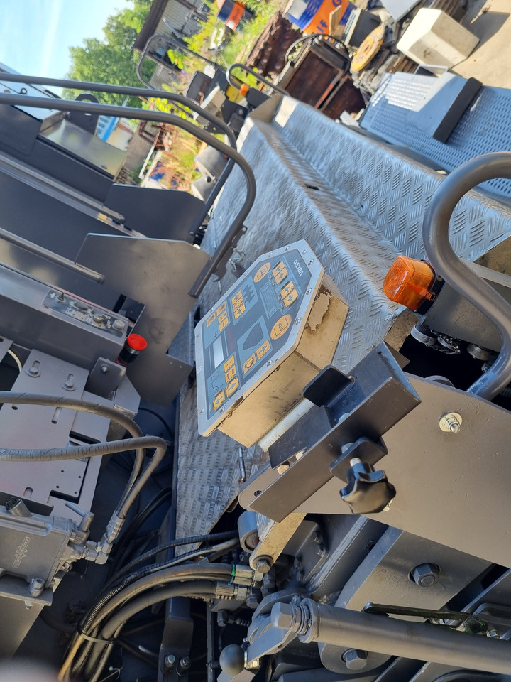 Leasing of VOLVO TITAN 6820 VOLVO TITAN 6820: picture 6