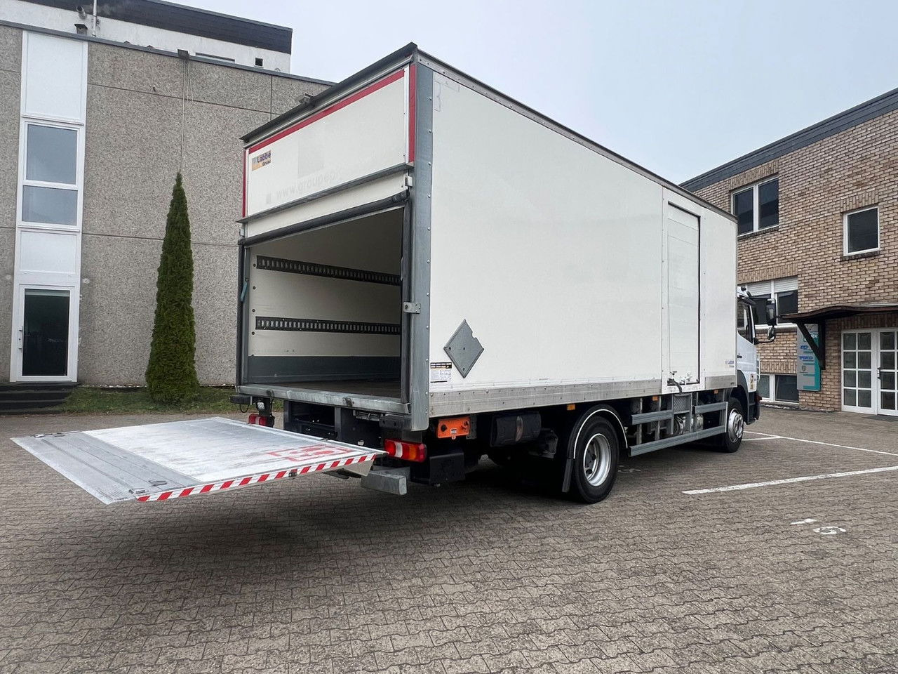 Box truck Mercedes-Benz Atego 1218 L Classic-Vermietung möglich-ADR-LBW: picture 18