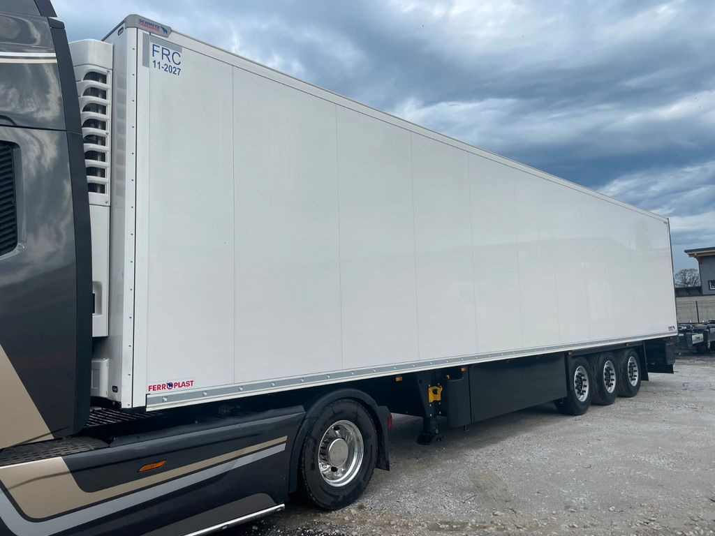 Schmitz Cargobull SKO 24 Cool V7 DoppelStock Blumenbreit - Refrigerator semi-trailer: picture 1 Schmitz Cargobull SKO 24 Cool V7 DoppelStock Blumenbreit - Refrigerator semi-trailer: picture 1