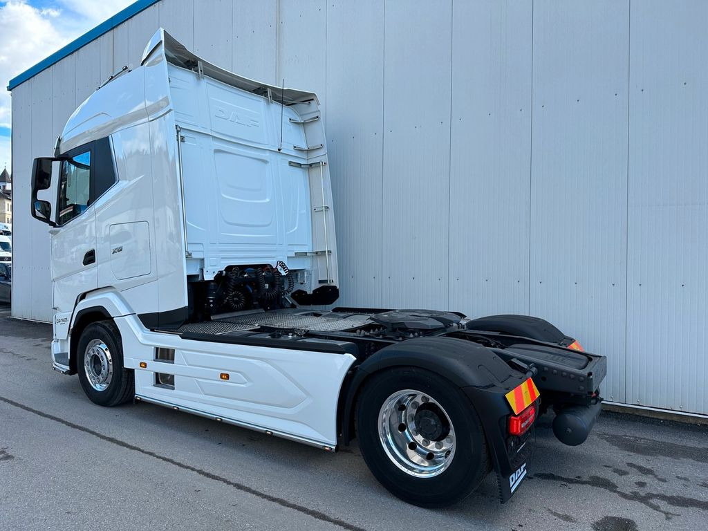 DAF XG 530 Retarder Standklima 3 Jahre Garantie DAF XG 530 Retarder Standklima 3 Jahre Garantie - Tractor unit: picture 3 DAF XG 530 Retarder Standklima 3 Jahre Garantie DAF XG 530 Retarder Standklima 3 Jahre Garantie - Tractor unit: picture 3