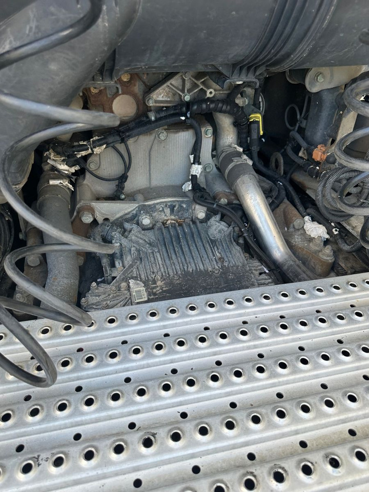 MAN TGX 18.440 - Tractor unit: picture 5 MAN TGX 18.440 - Tractor unit: picture 5