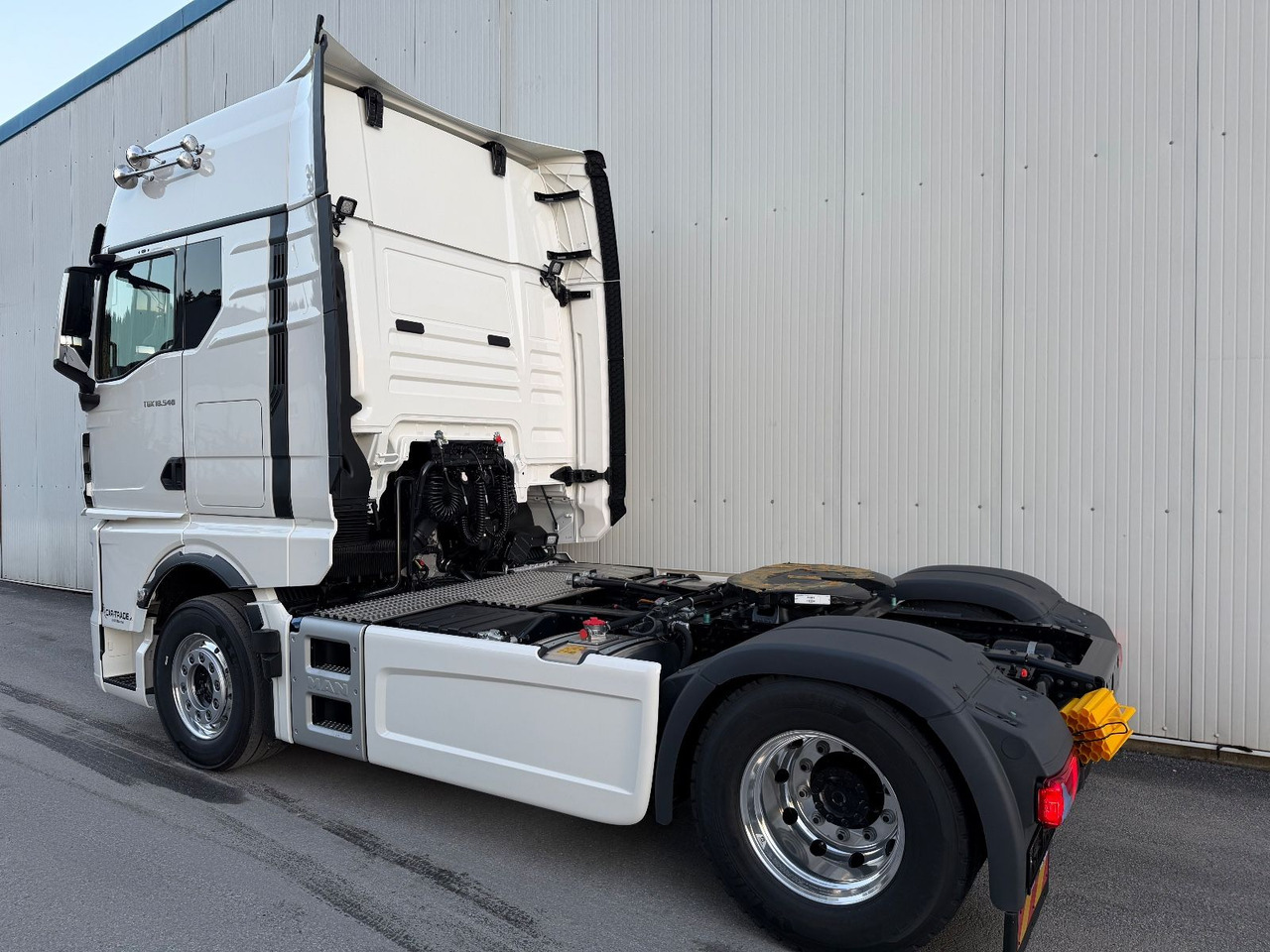 MAN TGX18.540 ALU/LED/2-Hyd - Tractor unit: picture 4 MAN TGX18.540 ALU/LED/2-Hyd - Tractor unit: picture 4