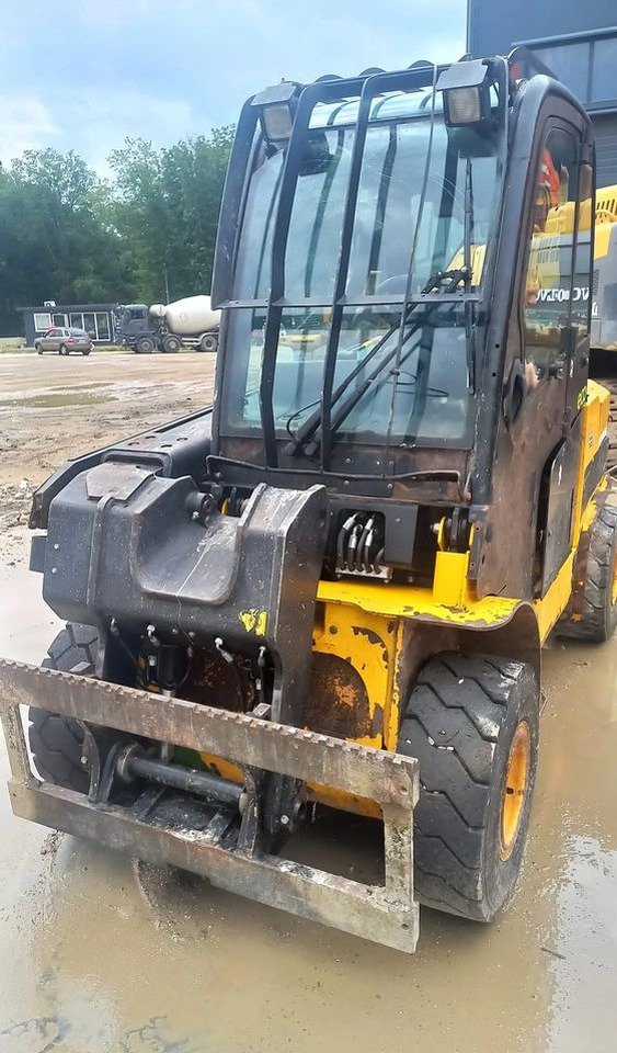 JCB TLT35K - Telescopic handler: picture 2 JCB TLT35K - Telescopic handler: picture 2