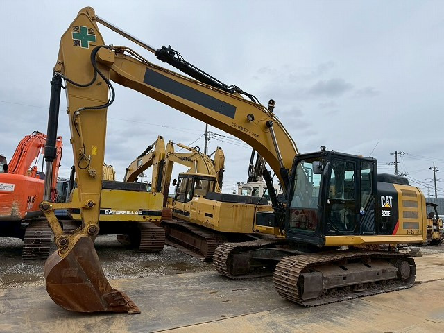 CAT 320E-2 - Crawler excavator: picture 1 CAT 320E-2 - Crawler excavator: picture 1