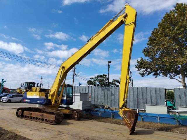 KOMATSU PC200LC-5 - Crawler excavator: picture 5 KOMATSU PC200LC-5 - Crawler excavator: picture 5